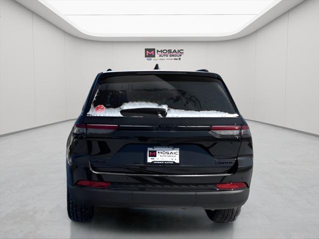 new 2025 Jeep Grand Cherokee car, priced at $50,653