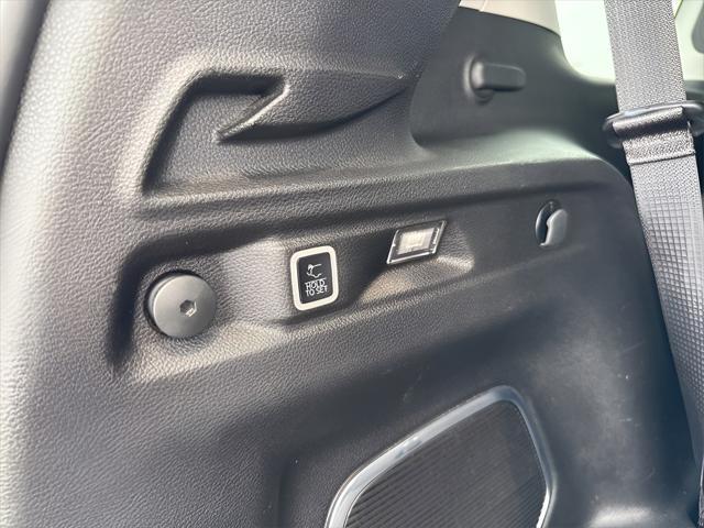 used 2023 Jeep Grand Cherokee L car, priced at $30,990