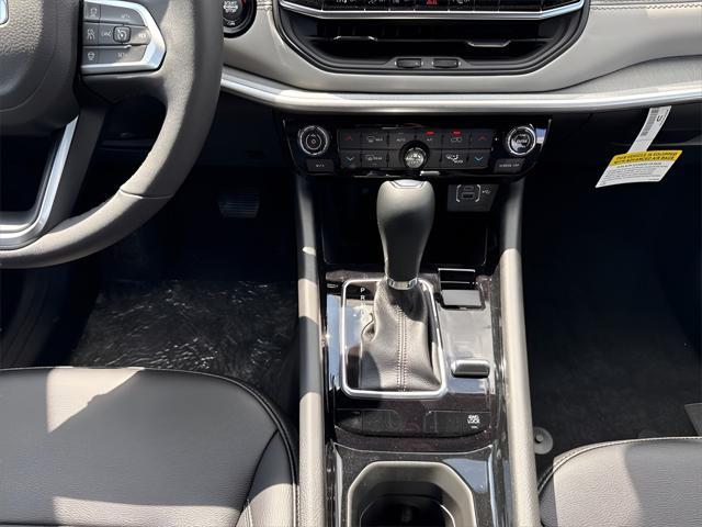 new 2025 Jeep Compass car, priced at $30,554