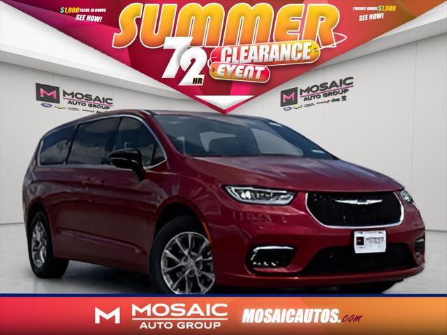 new 2025 Chrysler Pacifica car, priced at $45,240