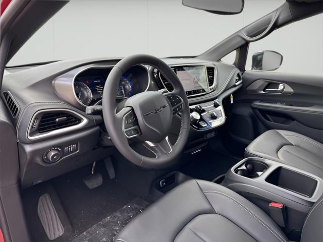 new 2025 Chrysler Pacifica car, priced at $45,240