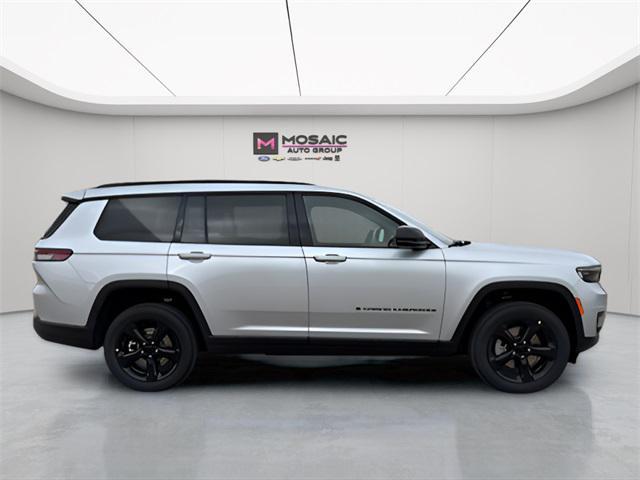new 2025 Jeep Grand Cherokee L car, priced at $43,873
