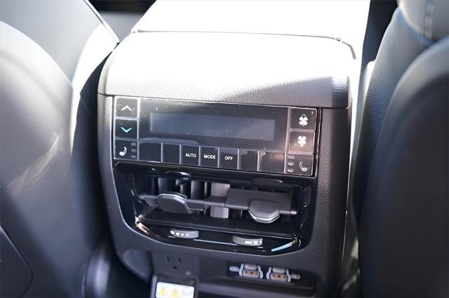 new 2025 Jeep Grand Cherokee L car, priced at $48,073