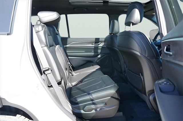 new 2025 Jeep Grand Cherokee L car, priced at $48,073