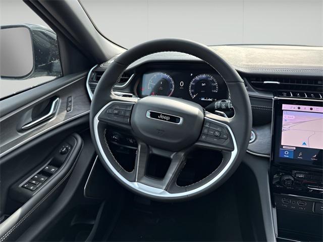 new 2025 Jeep Grand Cherokee car, priced at $48,418