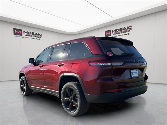 new 2025 Jeep Grand Cherokee car, priced at $42,444