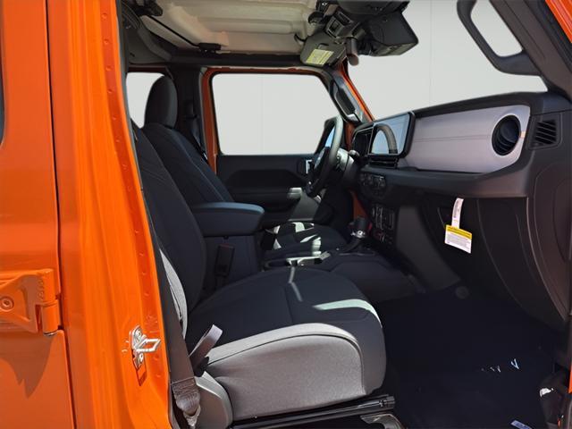 new 2025 Jeep Gladiator car, priced at $51,571