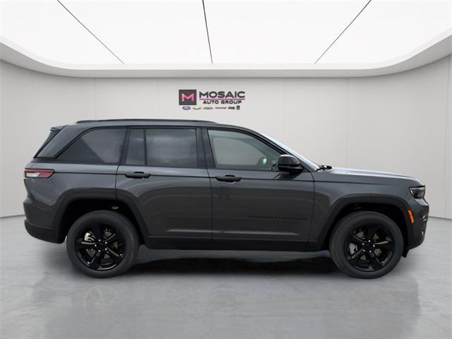 new 2025 Jeep Grand Cherokee car, priced at $51,032