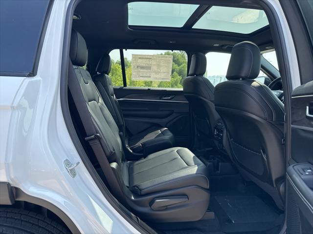 new 2025 Jeep Grand Cherokee L car, priced at $50,751