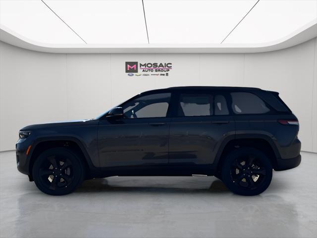 new 2025 Jeep Grand Cherokee car, priced at $45,773