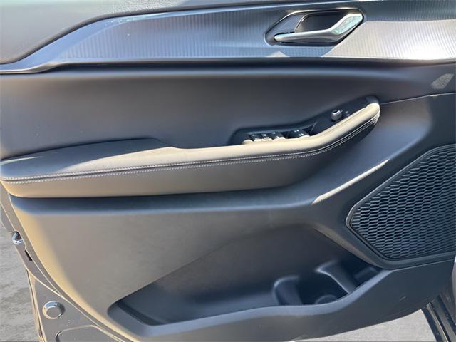 new 2025 Jeep Grand Cherokee car, priced at $46,223