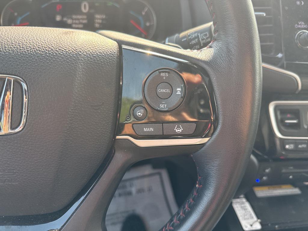 used 2022 Honda Pilot car, priced at $39,990