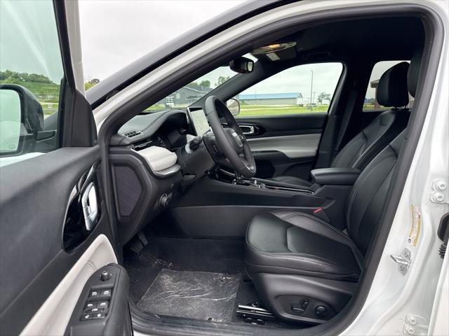used 2025 Jeep Compass car, priced at $28,990