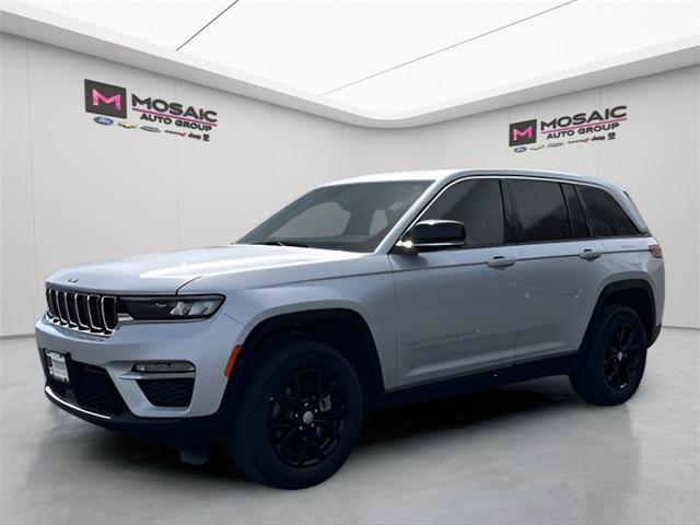 used 2024 Jeep Grand Cherokee car, priced at $37,990