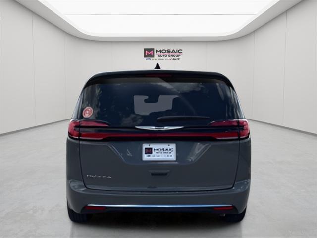 new 2025 Chrysler Pacifica car, priced at $43,842