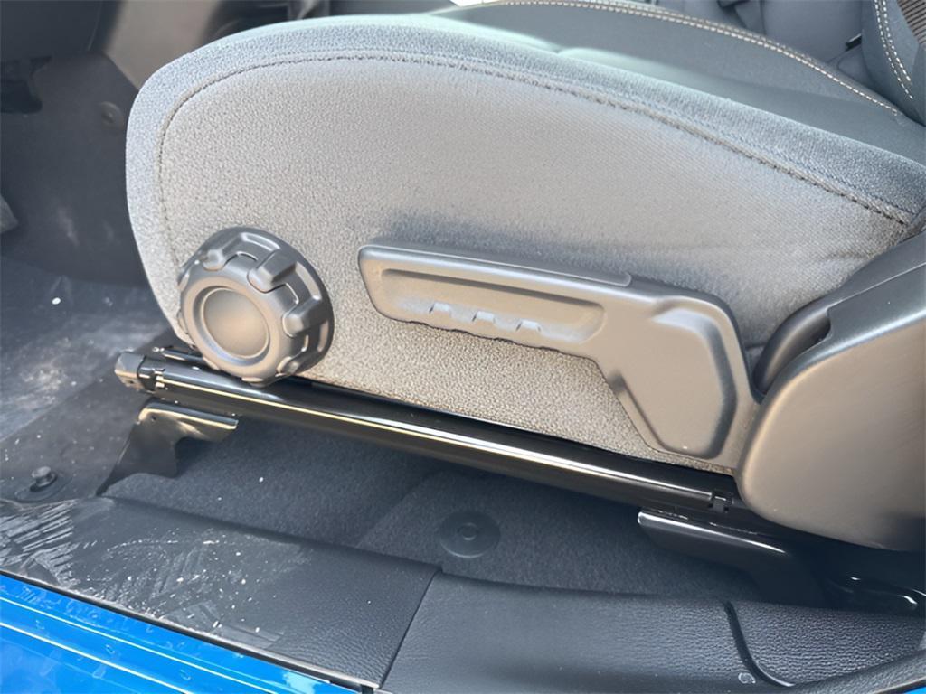 new 2025 Jeep Wrangler car, priced at $49,918
