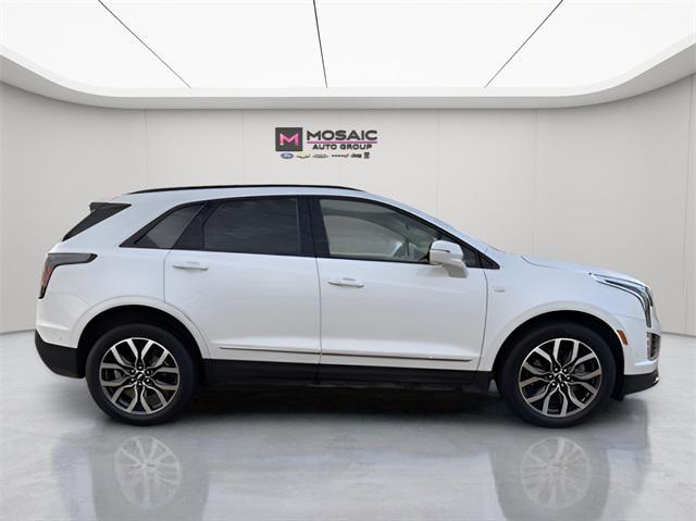 used 2021 Cadillac XT5 car, priced at $30,990