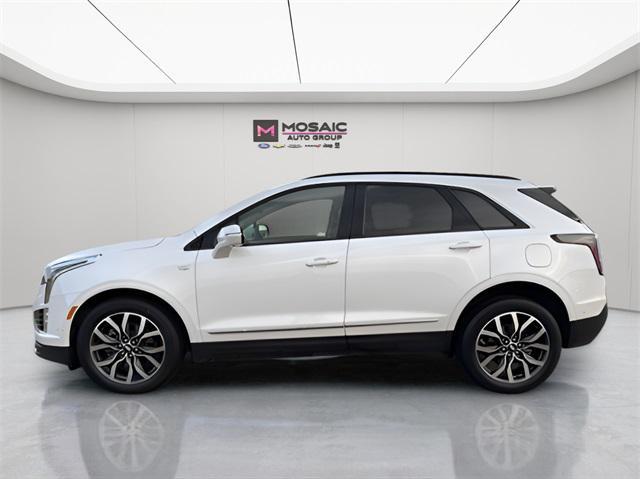 used 2021 Cadillac XT5 car, priced at $30,990