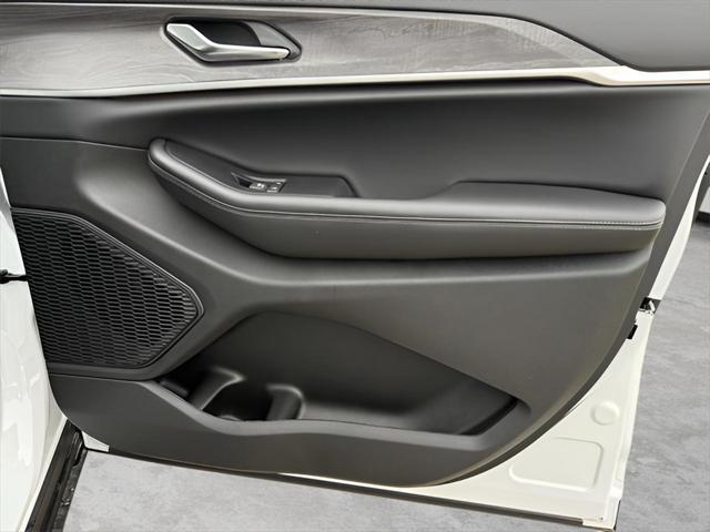 new 2025 Jeep Grand Cherokee L car, priced at $47,883
