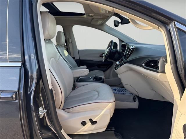 used 2020 Chrysler Pacifica car, priced at $19,990