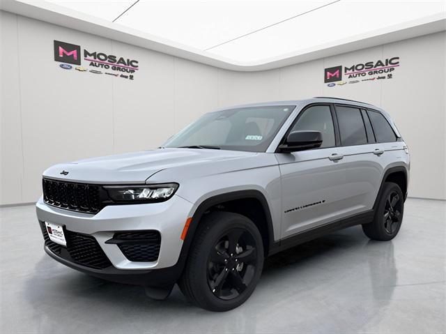 new 2025 Jeep Grand Cherokee car, priced at $41,944