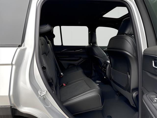 new 2025 Jeep Grand Cherokee car, priced at $41,524