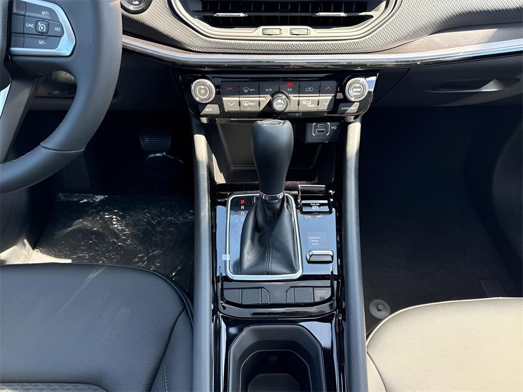 new 2025 Jeep Compass car, priced at $28,914