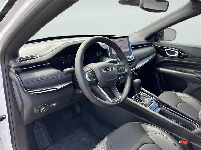 new 2025 Jeep Compass car, priced at $38,115