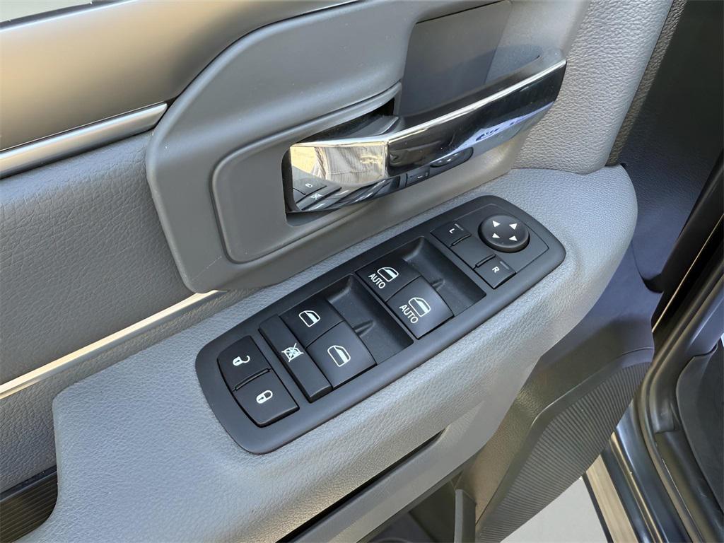 used 2020 Ram 1500 Classic car, priced at $24,990