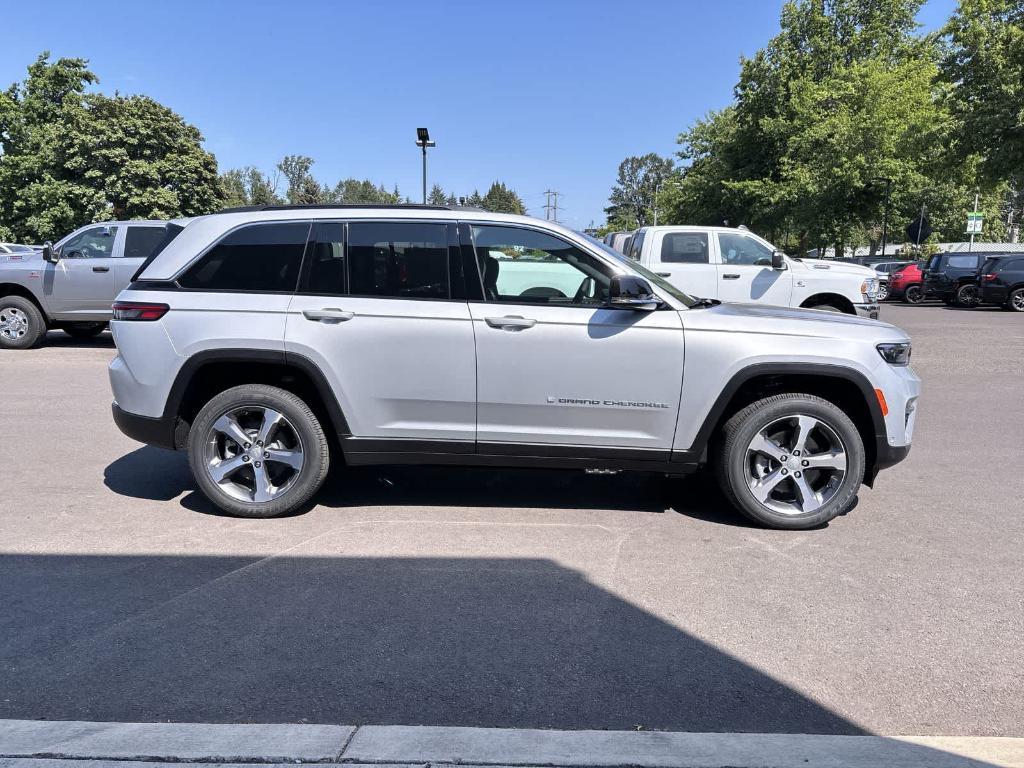new 2024 Jeep Grand Cherokee 4xe car, priced at $52,590