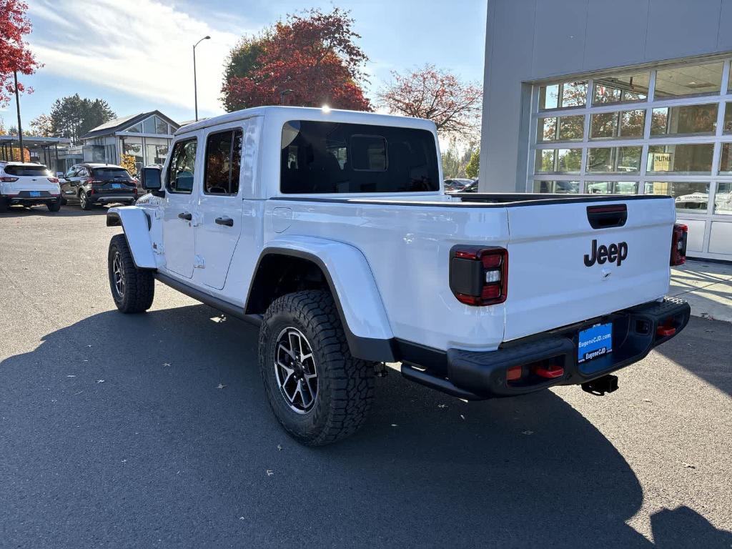 new 2025 Jeep Gladiator car, priced at $51,990