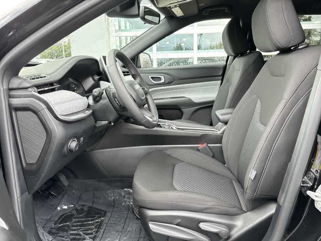 new 2025 Jeep Compass car, priced at $26,990