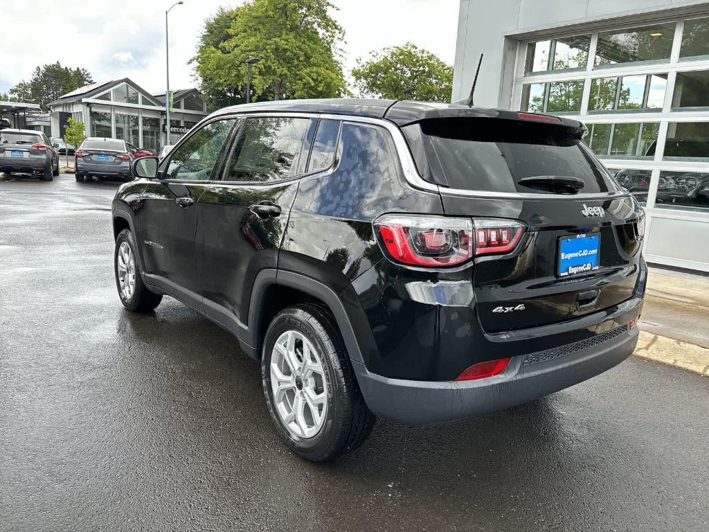 new 2025 Jeep Compass car, priced at $26,990