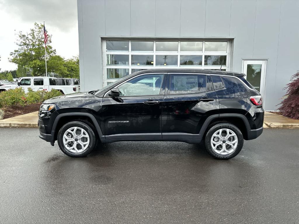 new 2025 Jeep Compass car, priced at $26,990
