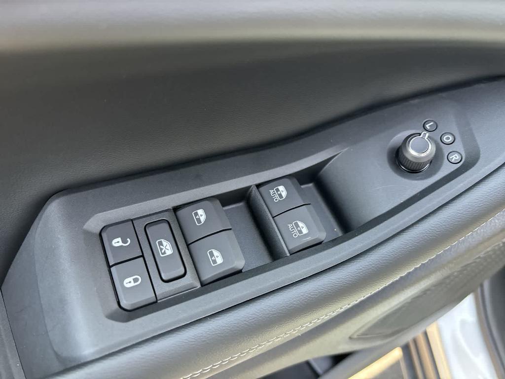 new 2025 Jeep Grand Cherokee L car, priced at $54,932