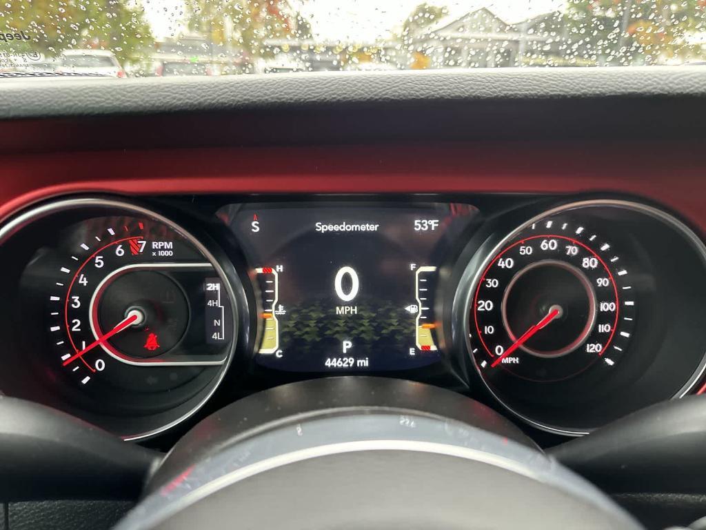 used 2021 Jeep Gladiator car, priced at $38,990