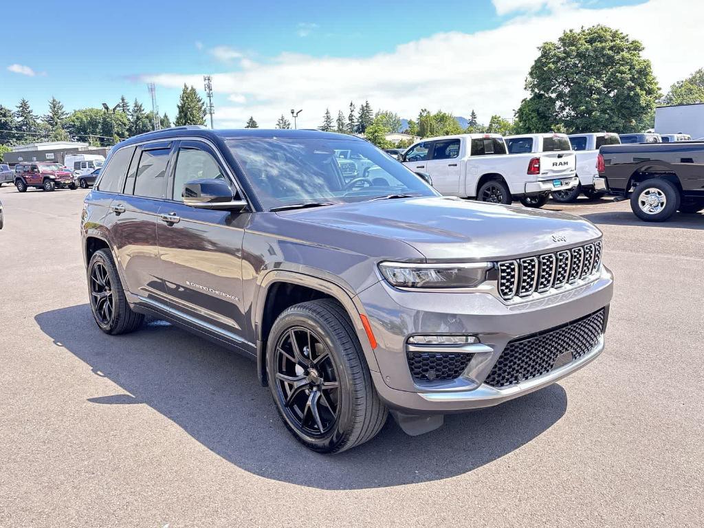 used 2024 Jeep Grand Cherokee car, priced at $53,990