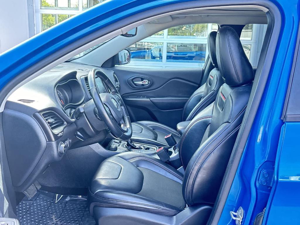 used 2020 Jeep Cherokee car, priced at $24,990
