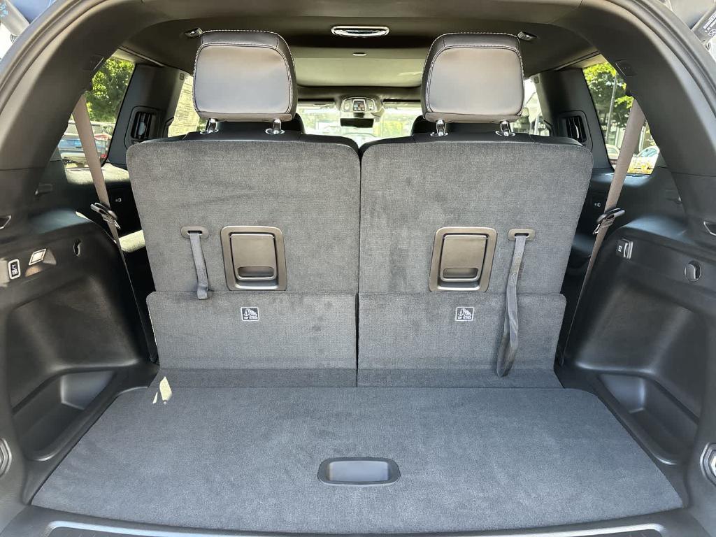 new 2025 Jeep Grand Cherokee L car, priced at $49,167