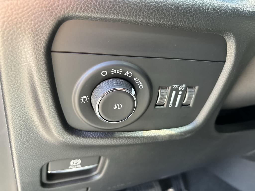 new 2025 Jeep Grand Cherokee L car, priced at $49,167