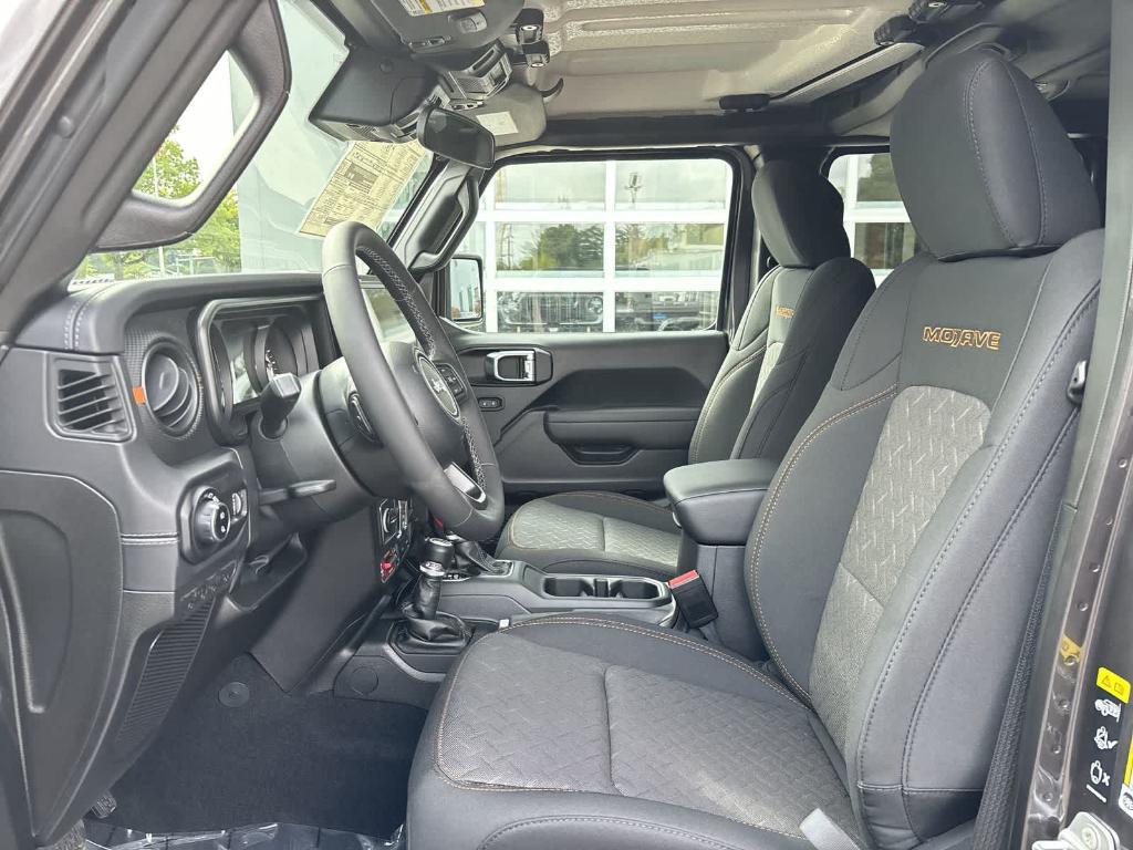 new 2025 Jeep Gladiator car, priced at $47,990