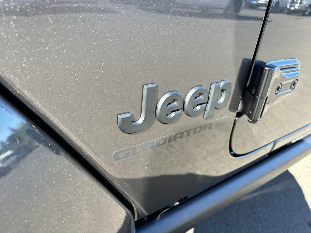 used 2024 Jeep Gladiator car, priced at $38,990