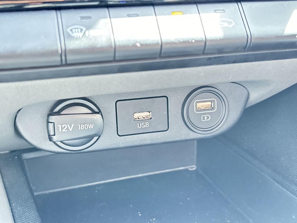 used 2022 Hyundai Elantra car