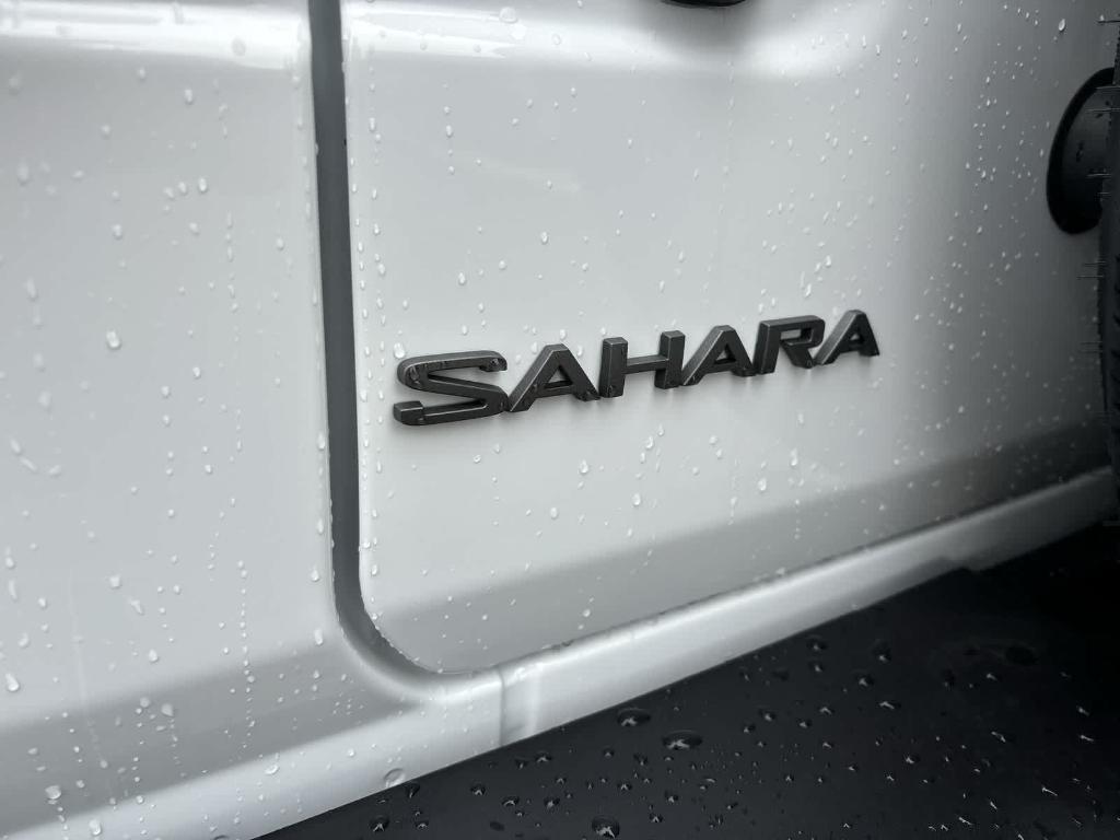 new 2025 Jeep Wrangler car, priced at $56,182