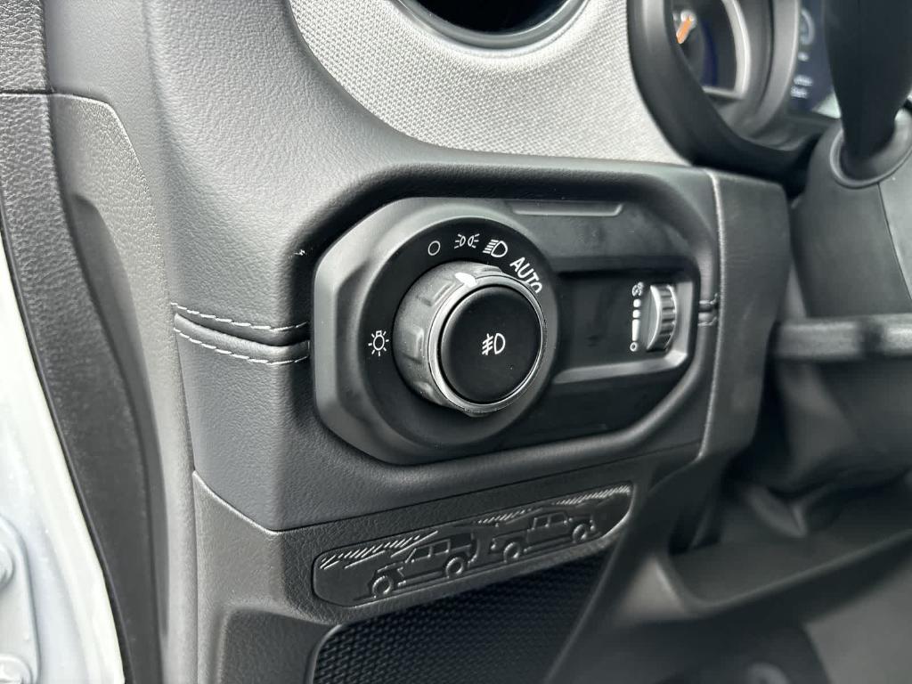 new 2025 Jeep Wrangler car, priced at $56,182