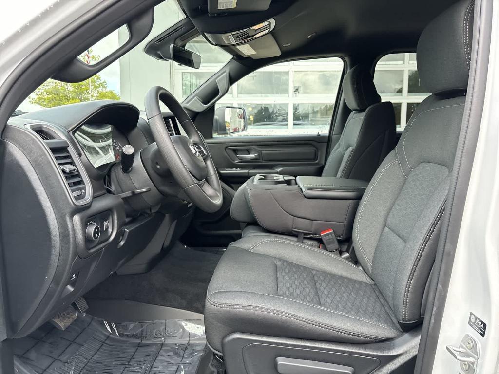 new 2025 Ram 1500 car, priced at $47,733