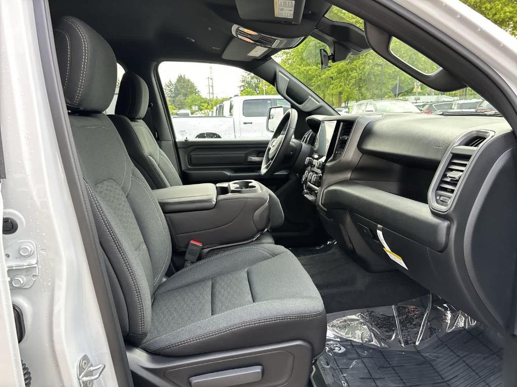 new 2025 Ram 1500 car, priced at $47,733