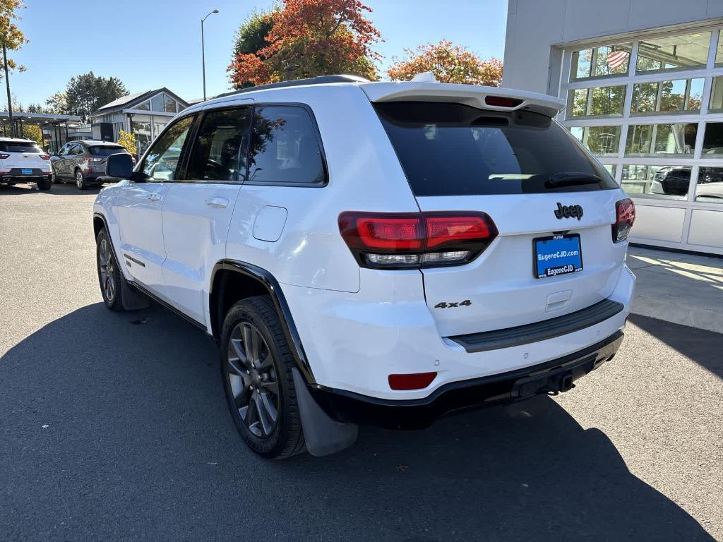 used 2016 Jeep Grand Cherokee car, priced at $17,990
