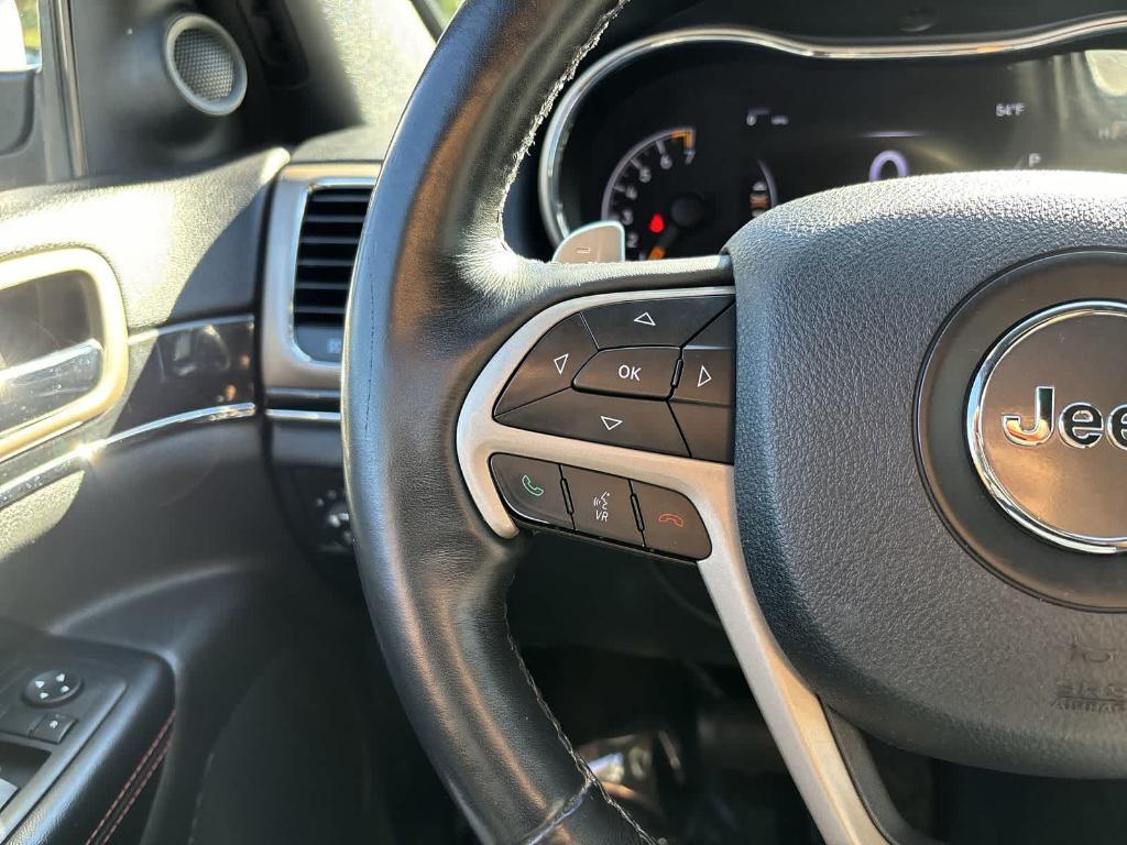 used 2016 Jeep Grand Cherokee car, priced at $17,990