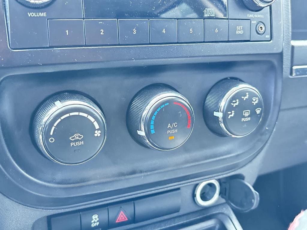 used 2011 Jeep Compass car, priced at $3,990